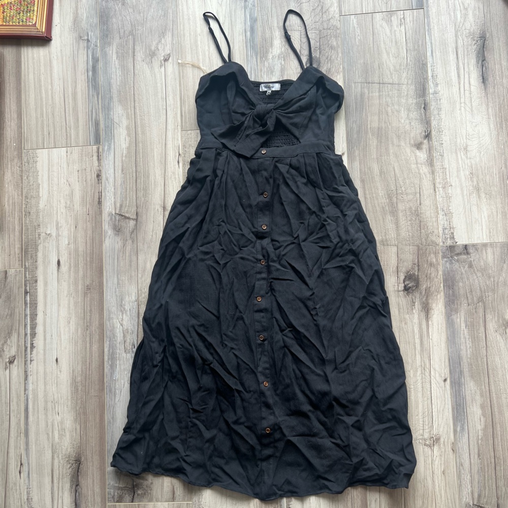 Wildfire Black Button-Front Midi Dress